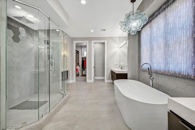11828 WATERFORD CASTLE Court, Las Vegas, NV 89141