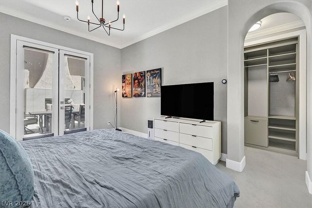 11828 WATERFORD CASTLE Court, Las Vegas, NV 89141