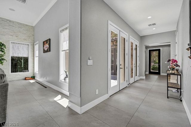 11828 WATERFORD CASTLE Court, Las Vegas, NV 89141