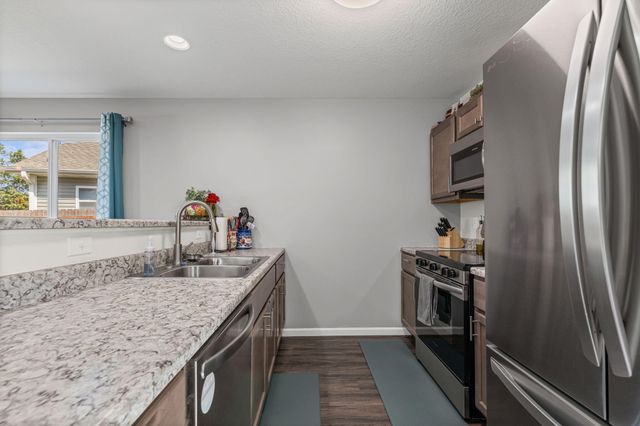 8160 N GLEN MEADOW DR, Columbia, MO 65202