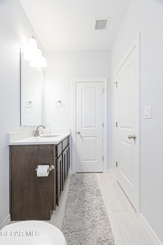 546 Spanish Oak Drive, Canutillo, TX 79835