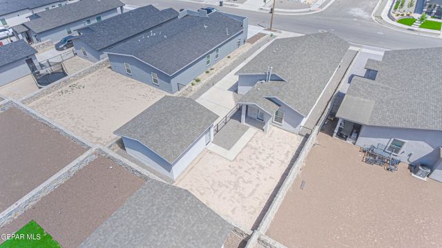 546 Spanish Oak Drive, Canutillo, TX 79835