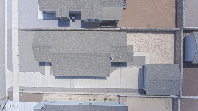 546 Spanish Oak Drive, Canutillo, TX 79835