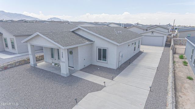 546 Spanish Oak Drive, Canutillo, TX 79835