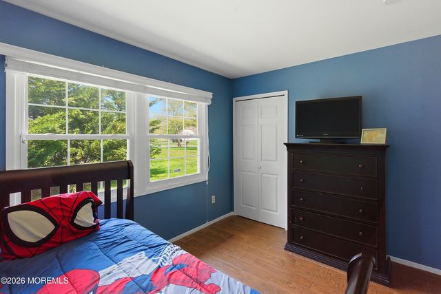 28 Maxwell Lane, Manalapan, NJ 07726