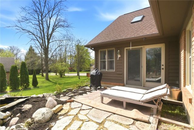 3955 Maple Grove Lane, Beavercreek, OH 45440