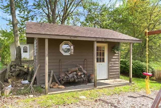 3955 Maple Grove Lane, Beavercreek, OH 45440