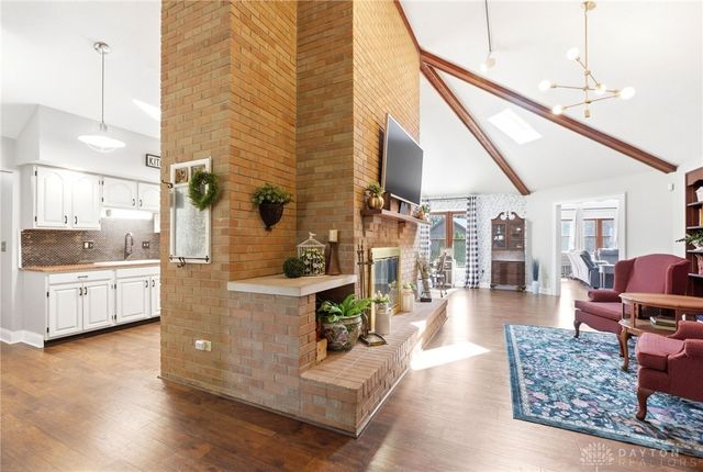 3955 Maple Grove Lane, Beavercreek, OH 45440