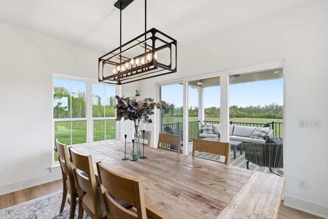 14141 N Lake Shore DRIVE, Mequon, WI 53097