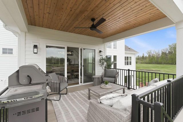 14141 N Lake Shore DRIVE, Mequon, WI 53097