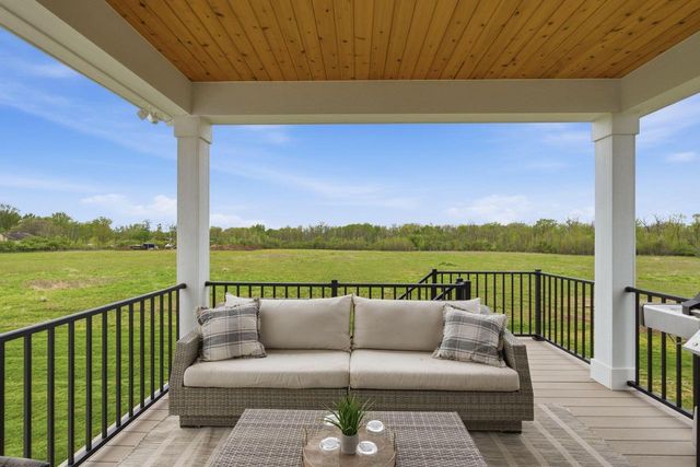 14141 N Lake Shore DRIVE, Mequon, WI 53097