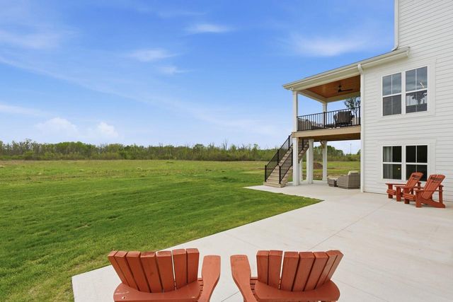 14141 N Lake Shore DRIVE, Mequon, WI 53097