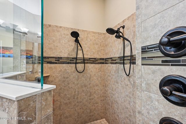 200 RAVENSBURY Way, St. Johns, FL 32259