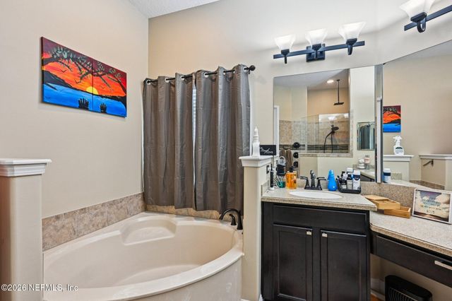 200 RAVENSBURY Way, St. Johns, FL 32259