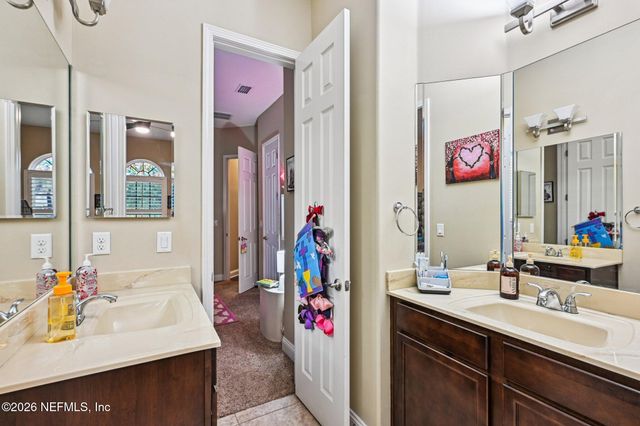 200 RAVENSBURY Way, St. Johns, FL 32259