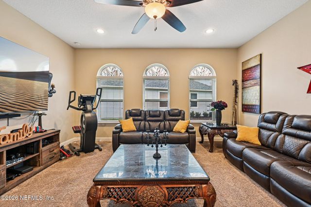 200 RAVENSBURY Way, St. Johns, FL 32259