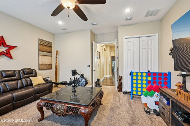 200 RAVENSBURY Way, St. Johns, FL 32259