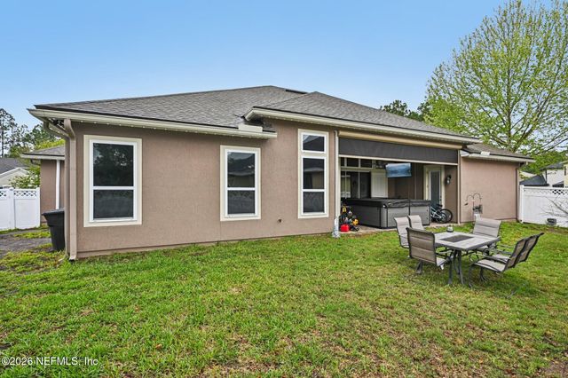 200 RAVENSBURY Way, St. Johns, FL 32259