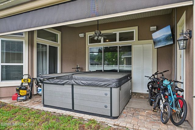 200 RAVENSBURY Way, St. Johns, FL 32259