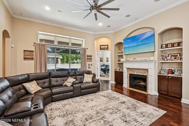 200 RAVENSBURY Way, St. Johns, FL 32259