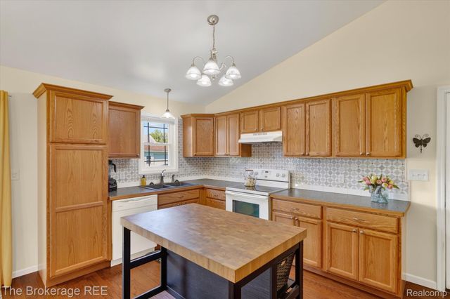 2092 Brier Crest Drive, Davison Township, MI 48423