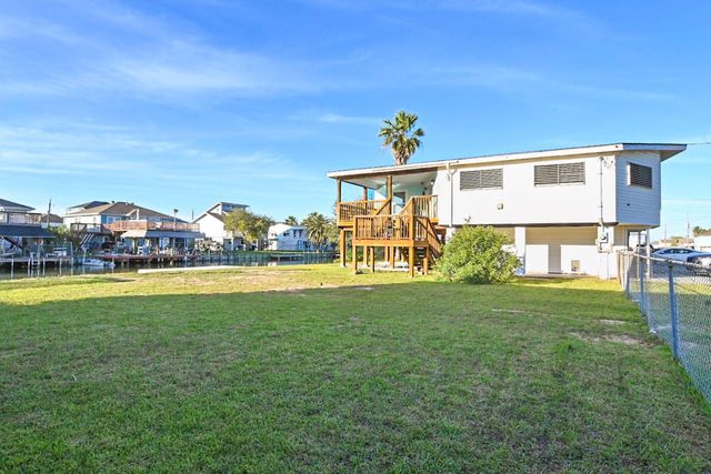 191 Barracuda, Bayou Vista, TX 77563