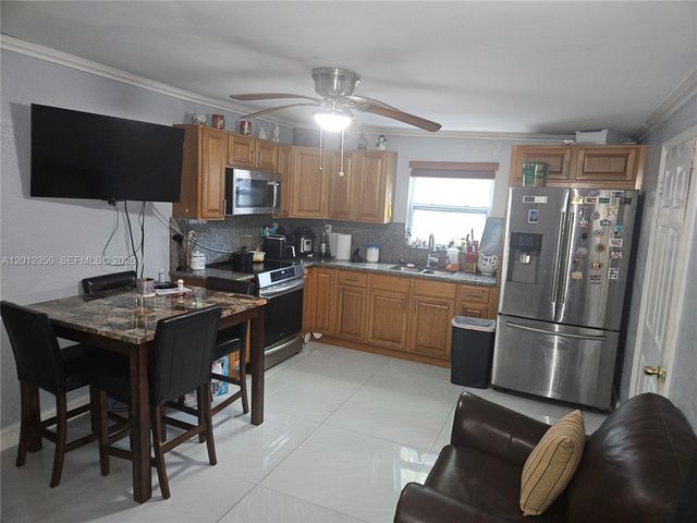 2231 NW 4th Ter, Miami, FL 33125