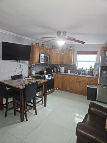 2231 NW 4th Ter, Miami, FL 33125