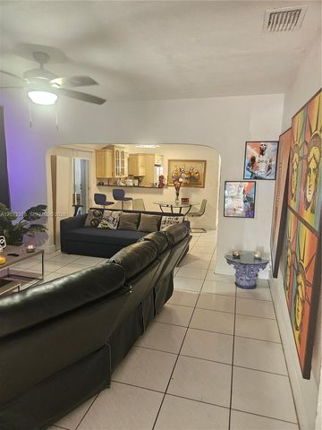 2231 NW 4th Ter, Miami, FL 33125