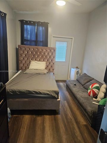 2231 NW 4th Ter, Miami, FL 33125
