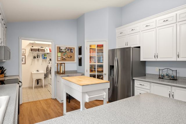 16309 S Cheney Spokane Rd, Cheney, WA 99004