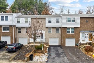 316 Cricketwood Ct, North Strabane, PA 15317