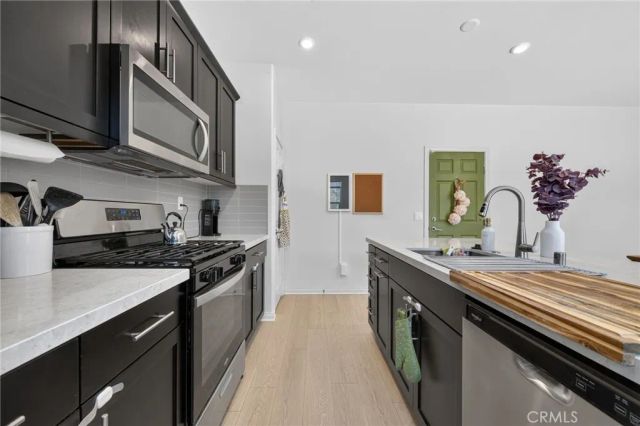 26562 Brightstone Drive, Menifee, CA 92585
