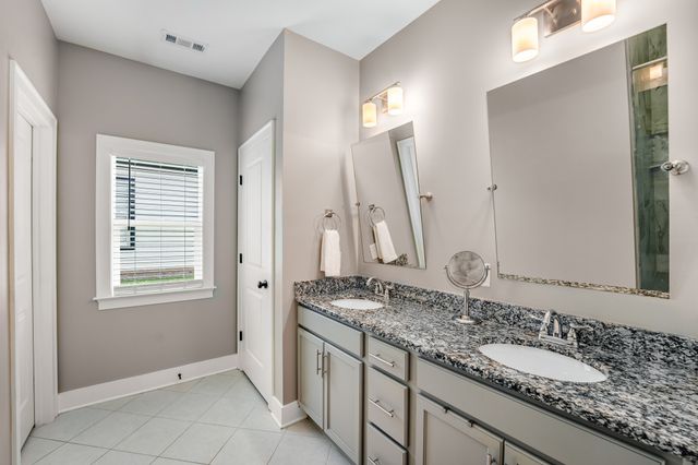 4001 Ryecroft Ln, Franklin, TN 37064