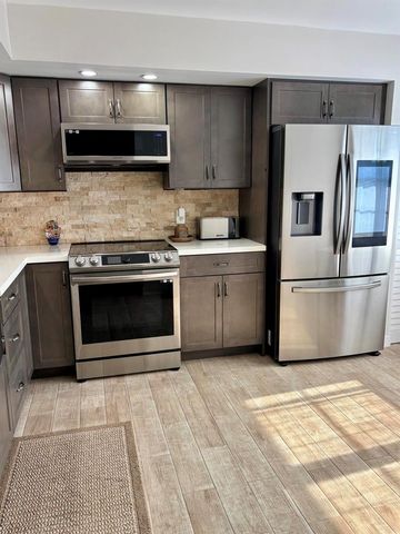 1501 SW 134th Way Unit 304, Pembroke Pines, FL 33027