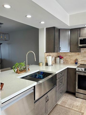 1501 SW 134th Way Unit 304, Pembroke Pines, FL 33027
