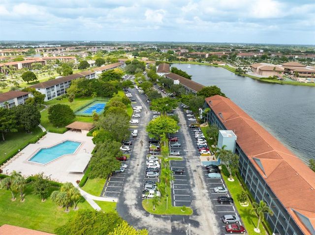 1501 SW 134th Way Unit 304, Pembroke Pines, FL 33027