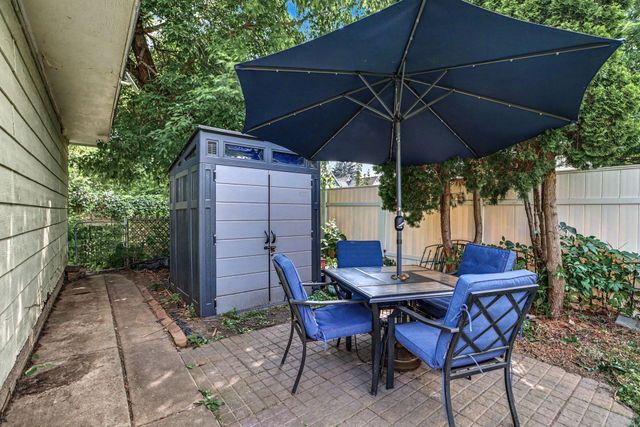 406 Superior Street, Saint Paul, MN 55102