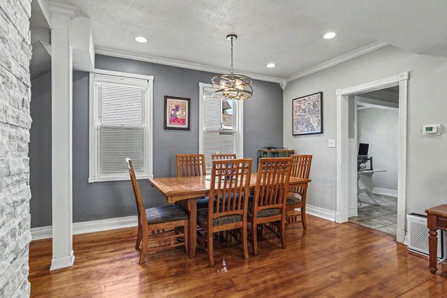 406 Superior Street, Saint Paul, MN 55102