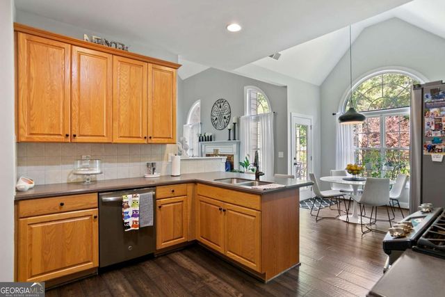 87 Country Club Court, Hiram, GA 30141