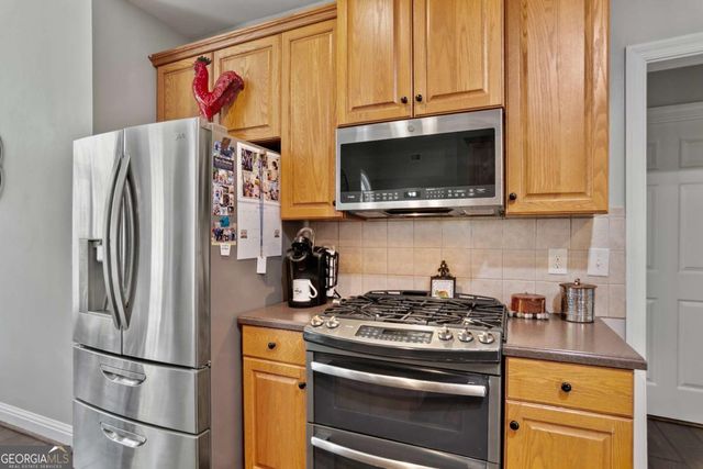 87 Country Club Court, Hiram, GA 30141