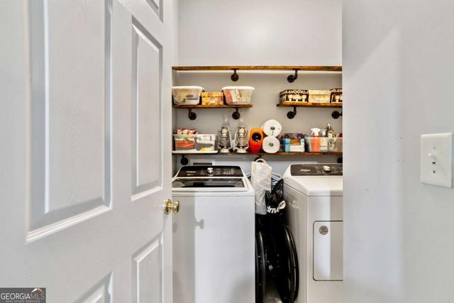 87 Country Club Court, Hiram, GA 30141