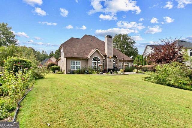 87 Country Club Court, Hiram, GA 30141