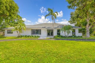8865 SW 176th Terrace, Palmetto Bay, FL 33157