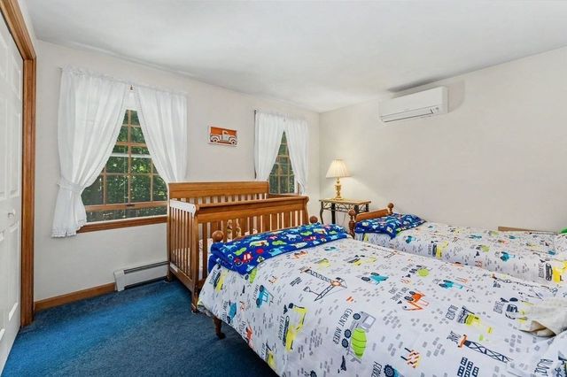 33 Colleen Drive, Salem, NH 03079