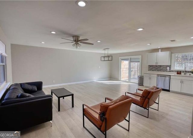 115 Hollybrook Road, Atlanta, GA 30349