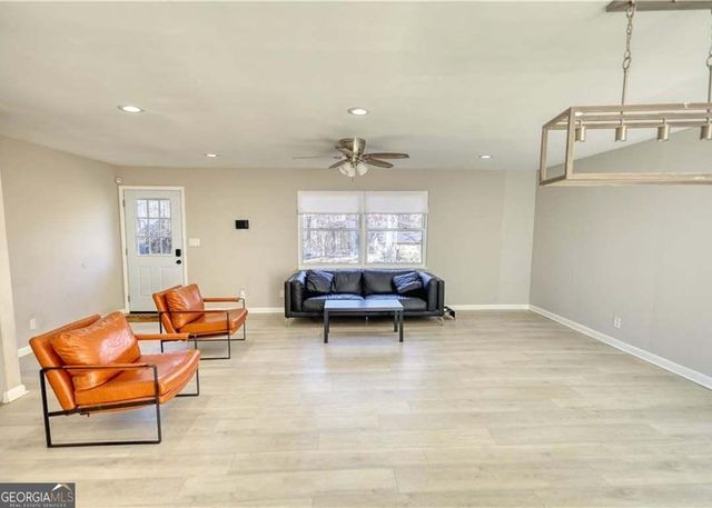 115 Hollybrook Road, Atlanta, GA 30349