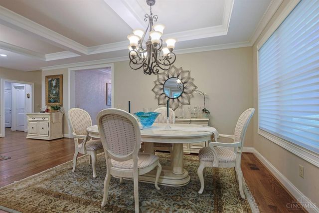 9808 Orchard Trail, Montgomery, OH 45242