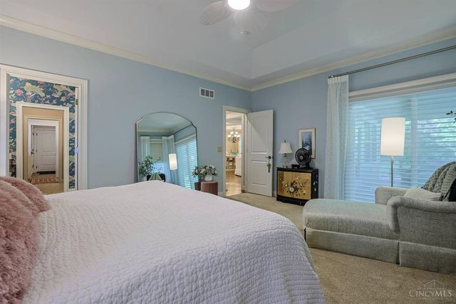9808 Orchard Trail, Montgomery, OH 45242