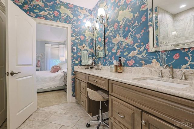 9808 Orchard Trail, Montgomery, OH 45242